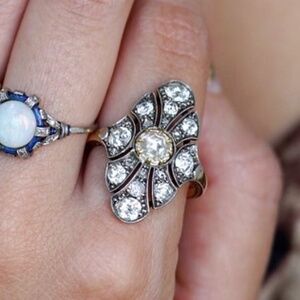 Sofia kaman vintage engagement ring